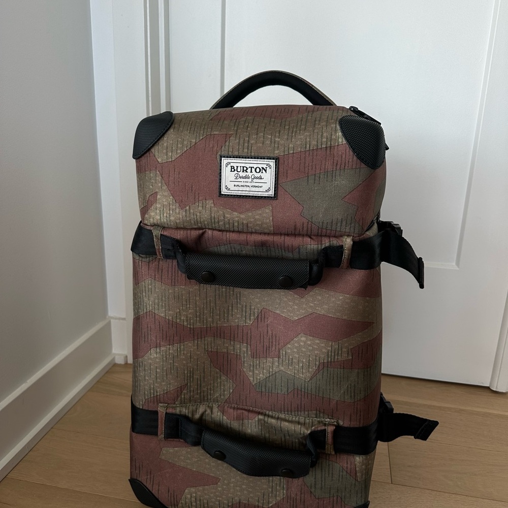 Burton Brown and Green Travel Bag Durable Design